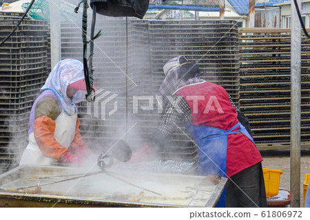 cho魚煮沸工作 cho魚煮沸工作 61806972