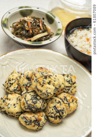 沖繩料理Ujira豆腐和Kubu Irichi和Tonfan 61807089