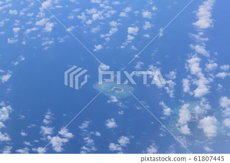 Over the evening 61807445