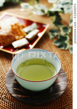 溫暖的綠茶和冰雹 溫暖的綠茶和冰雹 61808855