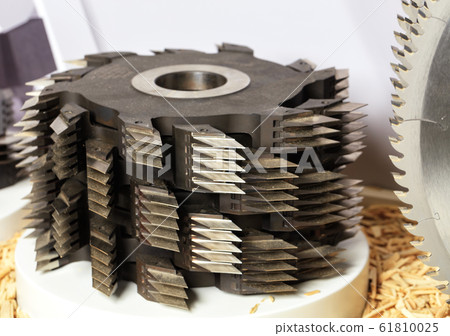 Set of sharp metal cutters for wood processing, 61810025
