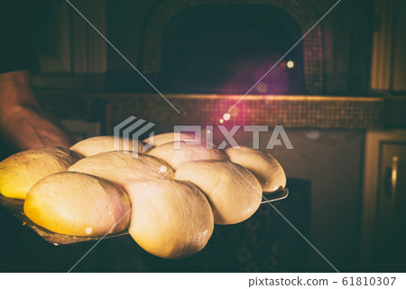 Fresh Italian pizza dough Fresh Italian pizza dough 61810307