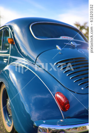 Go out with a classic car 61820182