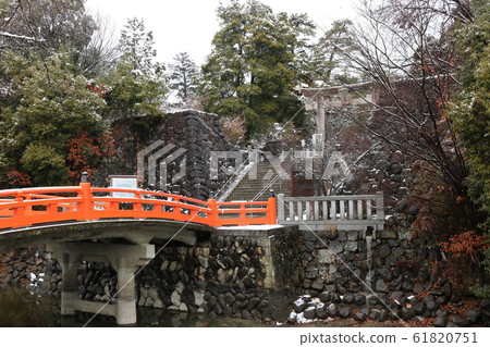■武田神社■杜鵑花崎涼亭■積雪■武田真玄,武田克代,武田信夫■山梨縣 ■武田神社■杜鵑花崎涼亭■積雪■武田真玄,武田克代,武田信夫■山梨縣 61820751