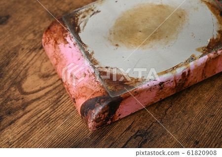 燒焦的煎鍋（雞蛋油炸鍋） 61820908