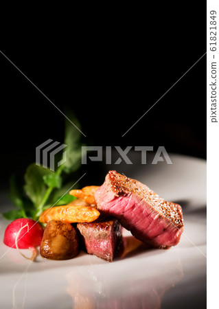 Fillet steak Fillet steak 61821849