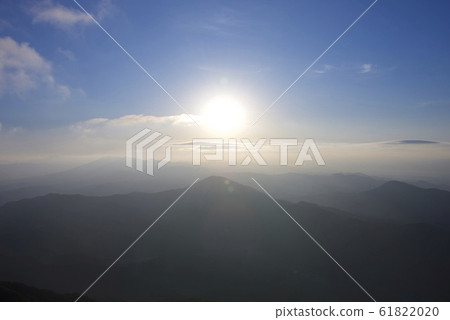 First sunrise from Homanzan (Fukuoka) in 2020 61822020