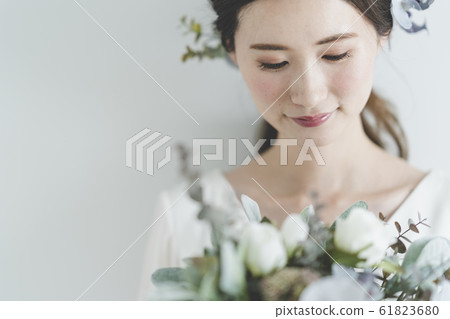 Bride Bride 61823680