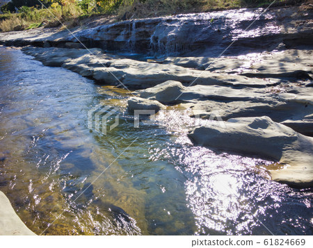 Miracle fossils of 2 million years ago and Asakawa Fossil River Miracle fossils of 2 million years ago and Asakawa Fossil River 61824669