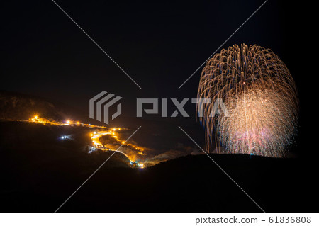 Ski resort and fireworks, Zao Town, Miyagi Prefecture Ski resort and fireworks, Zao Town, Miyagi Prefecture 61836808