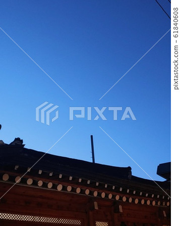 eaves eaves 61840608
