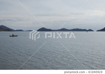 海 海 61840928