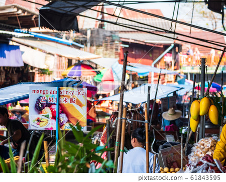 Thai Floating Market @ Damnoen Saduak Thai Floating Market @ Damnoen Saduak 61843595