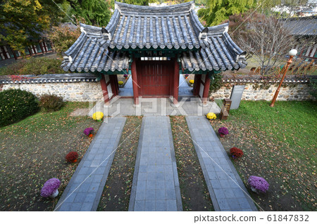 Jeonju Hyanggyo Ilwolmun Gate Jeonju Hyanggyo Ilwolmun Gate 61847832