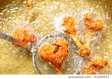 A scene of fried chicken A scene of fried chicken 61849451