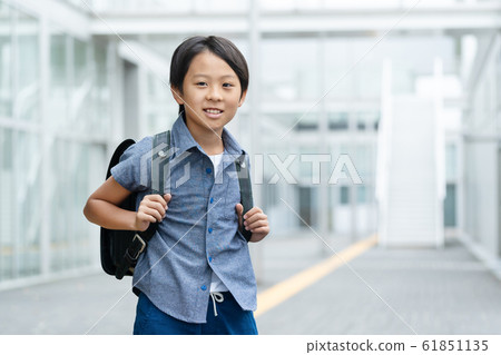 Elementary school, school, boy 61851135