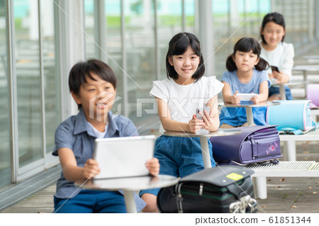 小學 61851344