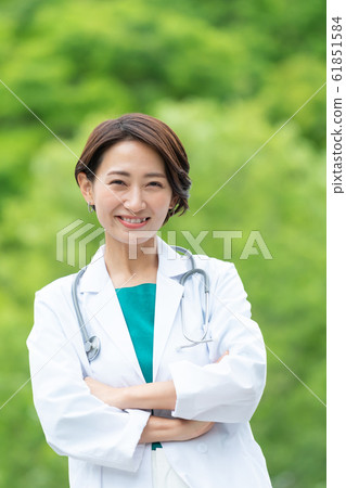 Female doctor medical image Female doctor medical image 61851584