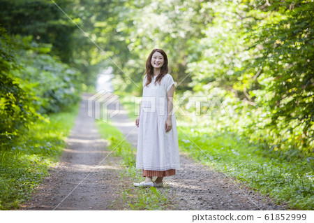 Female maternity 61852999