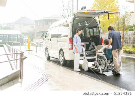 Nursing facility Day service Nursing vehicle Medical image 61854381