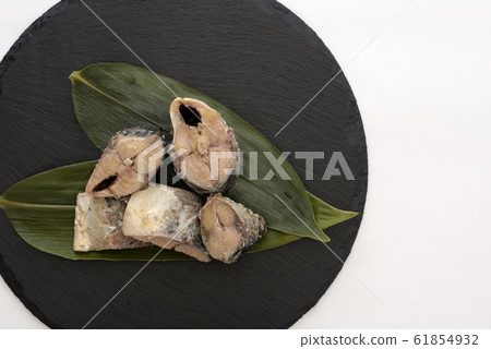 Mackerel boiled can 61854932