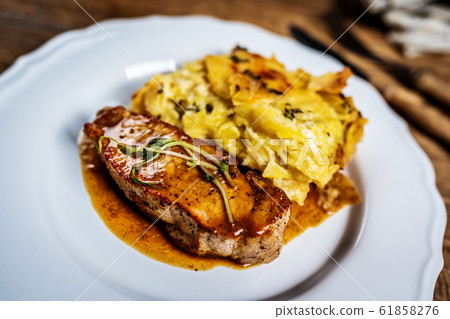 Pork meat sous vide 61858276