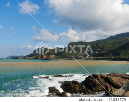 台灣北海岸陰陽海風景 61858779