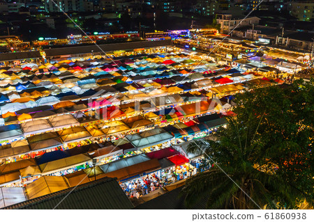 Top view of Train Night Market Ratchada (Talad Rot Top view of Train Night Market Ratchada (Talad Rot 61860938