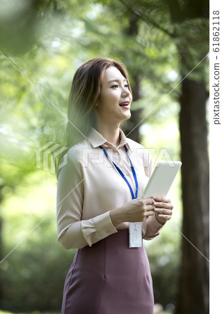 Young woman, lifestyle, business 61862118