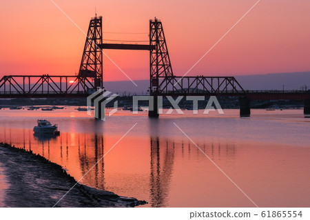Dusk of Chikugo River rising bridge Dusk of Chikugo River rising bridge 61865554
