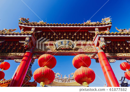 Yokohama Chinatown, entrance of the Yokohama Kanto Mausoleum Yokohama Chinatown, entrance of the Yokohama Kanto Mausoleum 61877882