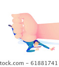 一個男人被大手壓死 61881741