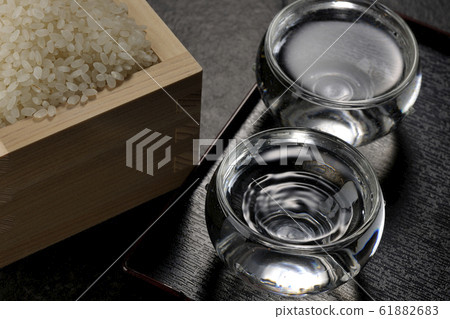 Rice and sake 61882683