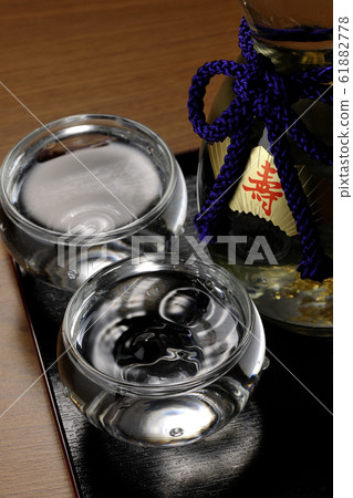Sake Sake 61882778