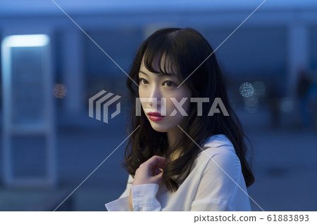 Thinking woman Thinking woman 61883893