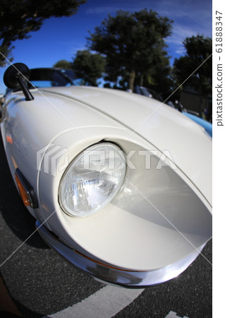 Drive by vintage car Drive by vintage car 61888347