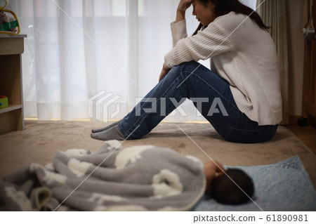 Mother troubled with child care 61890981