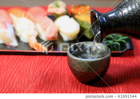 握壽司(澆酒) 握壽司(澆酒) 61891344