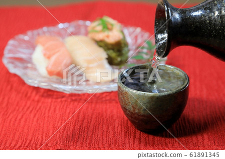 握壽司(澆酒) 握壽司(澆酒) 61891345