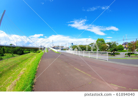 Scenery overlooking Fuchu Yotsuya Bridge Scenery overlooking Fuchu Yotsuya Bridge 61894040