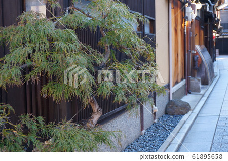 町屋 61895658