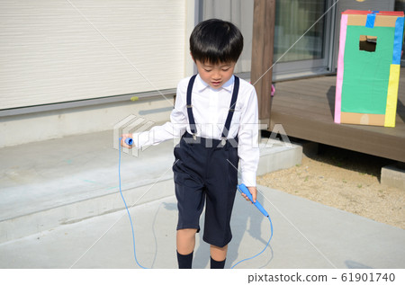 A child A child 61901740