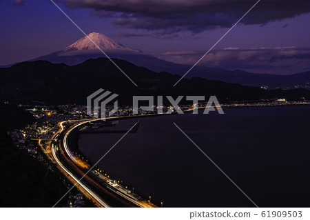 (Shizuoka Prefecture) Mt. Fuji view from Satsuma Pass (Shizuoka Prefecture) Mt. Fuji view from Satsuma Pass 61909503