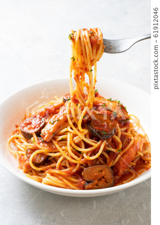 Pasta 61912046