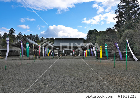 [Yoshino Jingu] Yoshino-cho, Yoshino-gun, Nara Prefecture 61912225