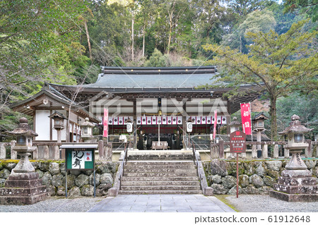 [Nyu Kawakami Shrine Chusha] Higashiyoshinomura, Yoshino-gun, Nara Prefecture 61912648