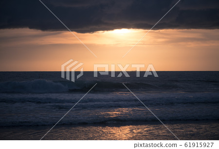 Beautiful minimalism is a seascape. Waves on a Beautiful minimalism is a seascape. Waves on a 61915927
