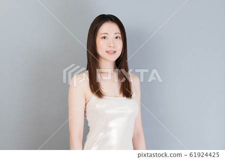 護髮女性 護髮女性 61924425