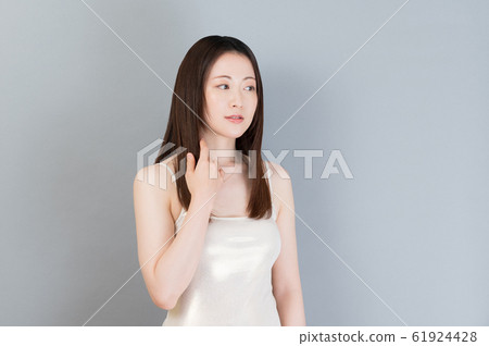 護髮女性 護髮女性 61924428