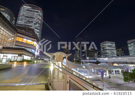 [Chiba Prefecture] Night view of Makuhari Kaihin Station 61928515